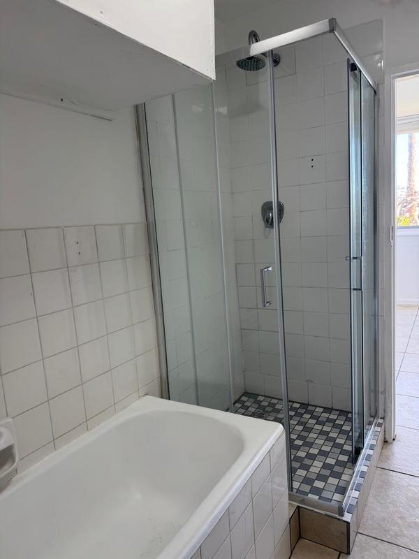 1 Bedroom Property for Sale in Gardens Western Cape